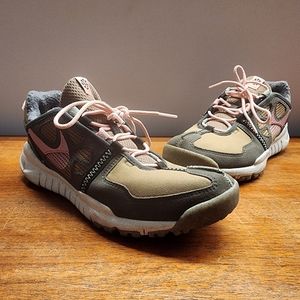 Nike Mens Free Terra Vista Shoes Size 8.5 Like new.